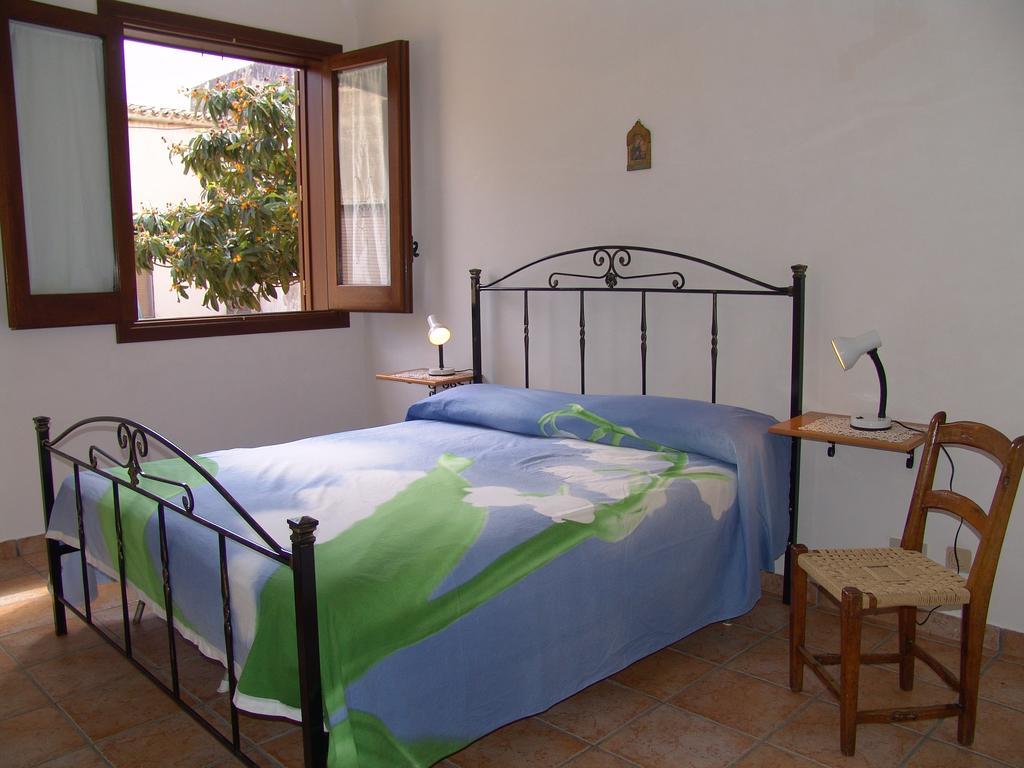 Vila Baglio Montoleone Castelluzzo Pokoj fotografie